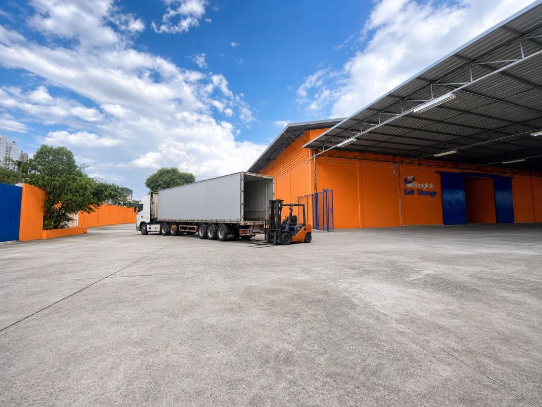 Loading area at the Ard Narong facility