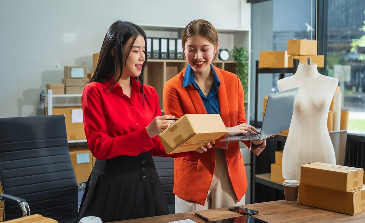 business storage vs warehouse comparison 02