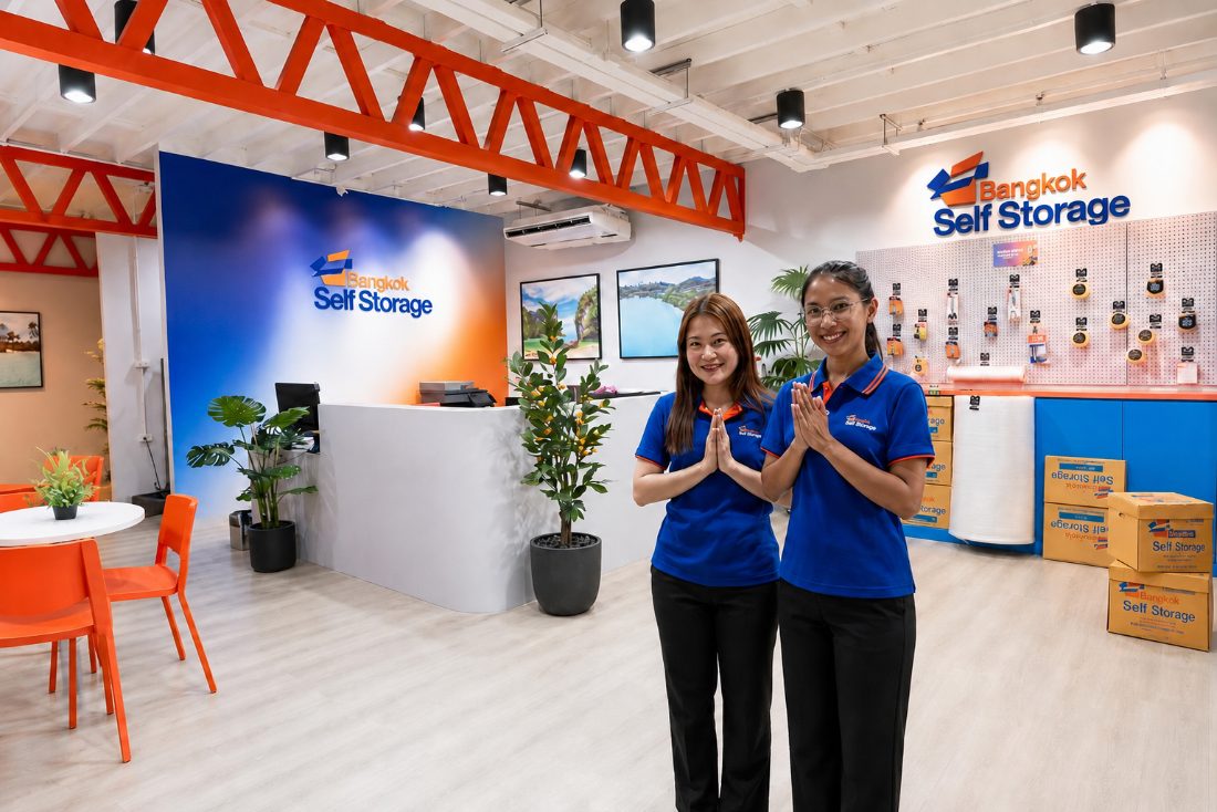 ทีมงาน BSS ต้อนรับลูกค้าที่สำนักงานอาจณรงค์